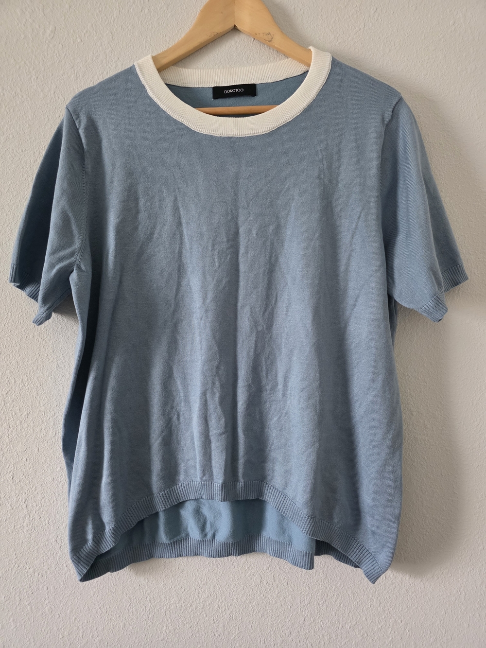 DockATop Light Blue Short Sleeve Crewneck Top with White Neckline